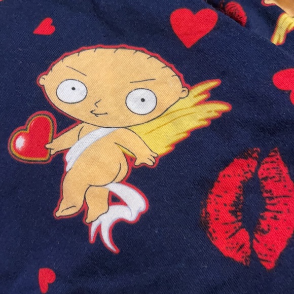 COPY - COPY - COPY - FAMILY GUY STEWIE CUPID HEARTS AND KISSES MEN’S VINTAGE ME… - Picture 7 of 10